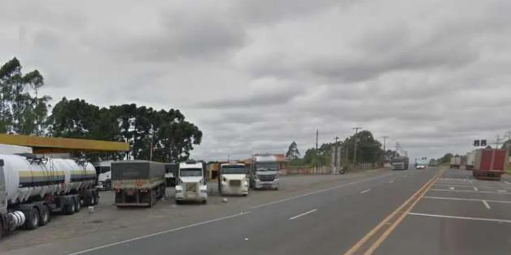Imagem ilustrativa da imagem Homem morre em atropelamento na Avenida Souza Naves