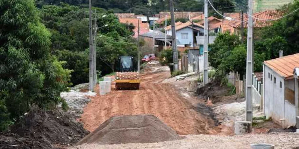 Imagem ilustrativa da imagem Carambeí inicia pavimentação de ligação entre bairros
