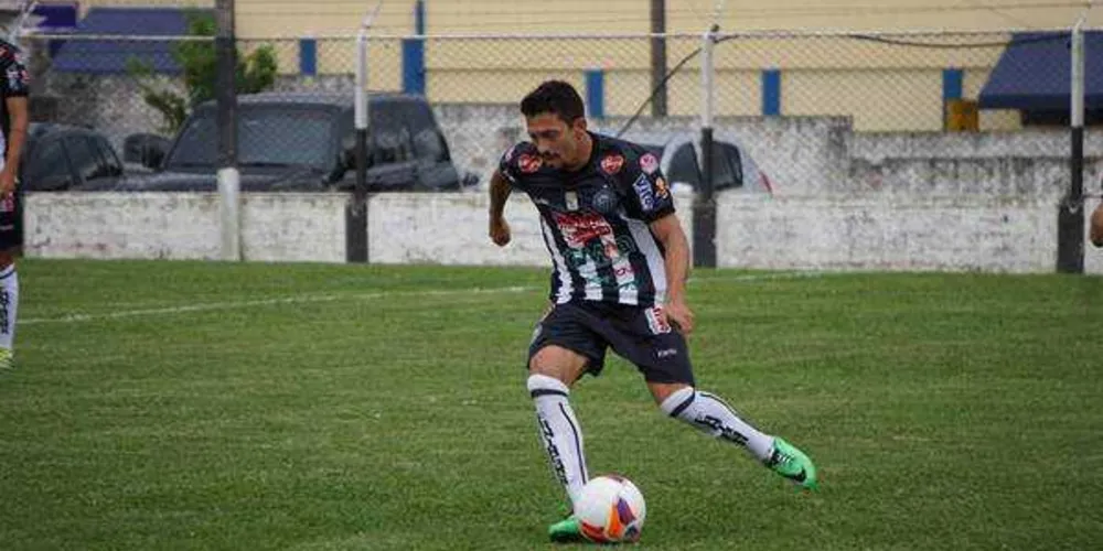Operário bate Andraus fora de casa e lidera Divisão de Acesso do Paranaense
