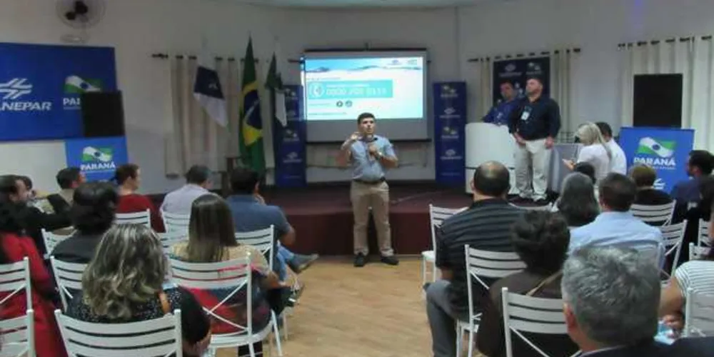 Imagem ilustrativa da imagem Sanepar realiza reunião com a comunidade em PG