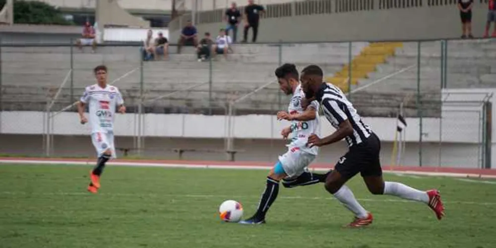 Imagem ilustrativa da imagem Operário vence Grêmio Maringá fora de casa