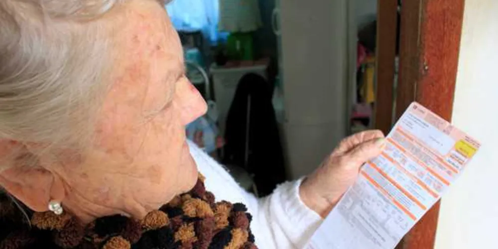 Imagem ilustrativa da imagem Tarifa residencial da Copel ficará 11% mais barata em abril