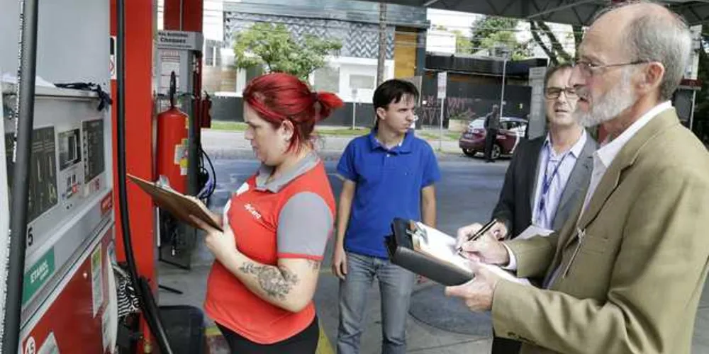 Imagem ilustrativa da imagem Postos de PG e região são alvo de operação da Receita