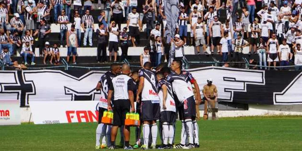 Imagem ilustrativa da imagem Operário entra em campo com ação beneficente
