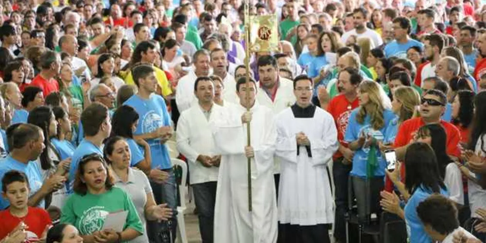 Celebração reúne mais de 2.300 missionários em Ivaí/ Foto: Divulgação