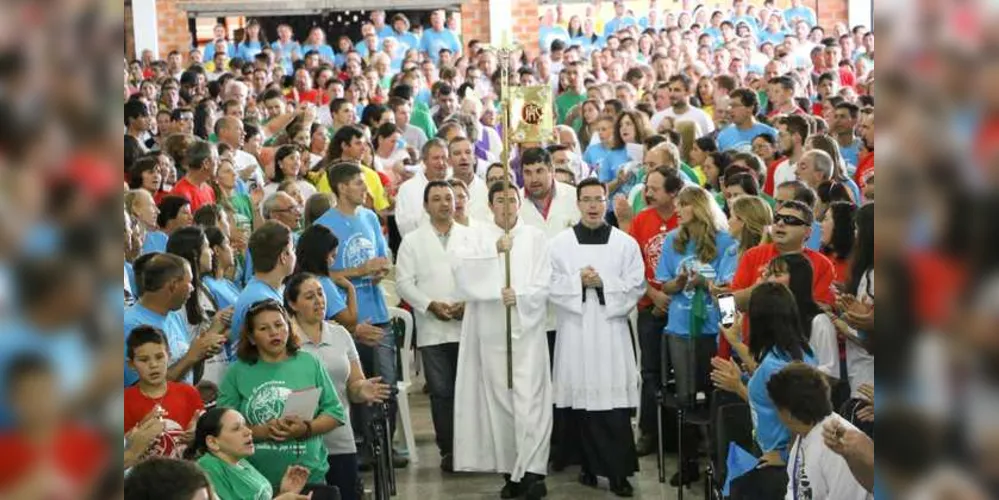 Celebração reúne mais de 2.300 missionários em Ivaí/ Foto: Divulgação