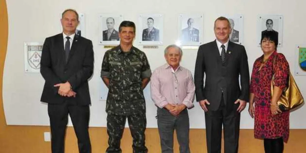 Imagem ilustrativa da imagem Asilo de PG recebe doação do ‘Feira Verde’