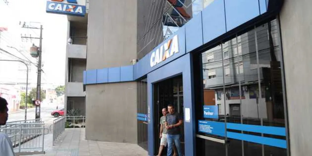 Imagem ilustrativa da imagem Agências Caixa abrem às 9 horas neste sábado