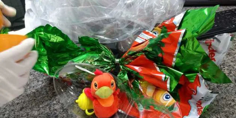 A Operação Páscoa, do Instituto de Pesos e Medidas do Paraná, teve como alvo das fiscalizações os produtos mais vendidos nessa época, como ovos de chocolate, brinquedos dentro dos ovos, e pescados congelados
