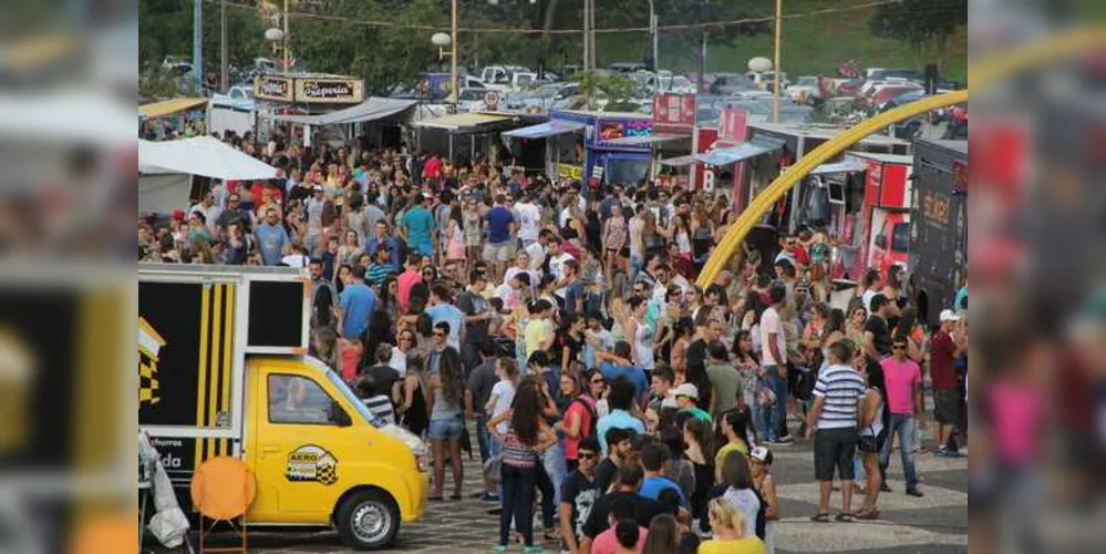 Festival de 'Food trucks' se tornaram atração no município