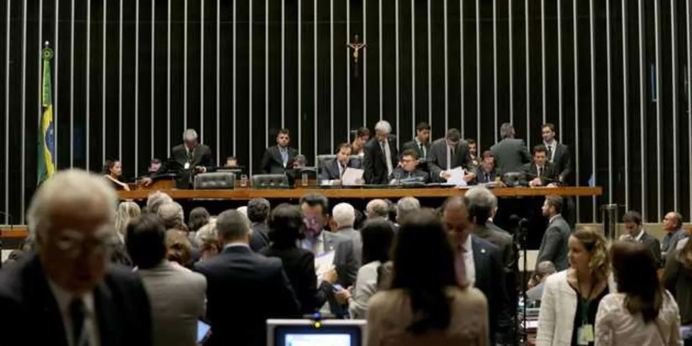 Imagem ilustrativa da imagem PT, PMDB e PSDB têm maior número de nomes na 'lista'