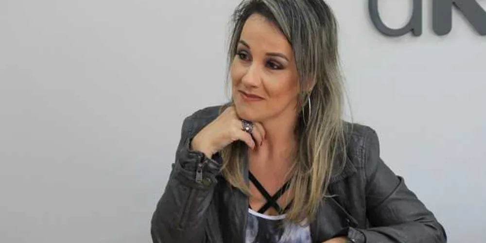Imagem ilustrativa da imagem Sucesso da internet vem a PG e visita o portal aRede