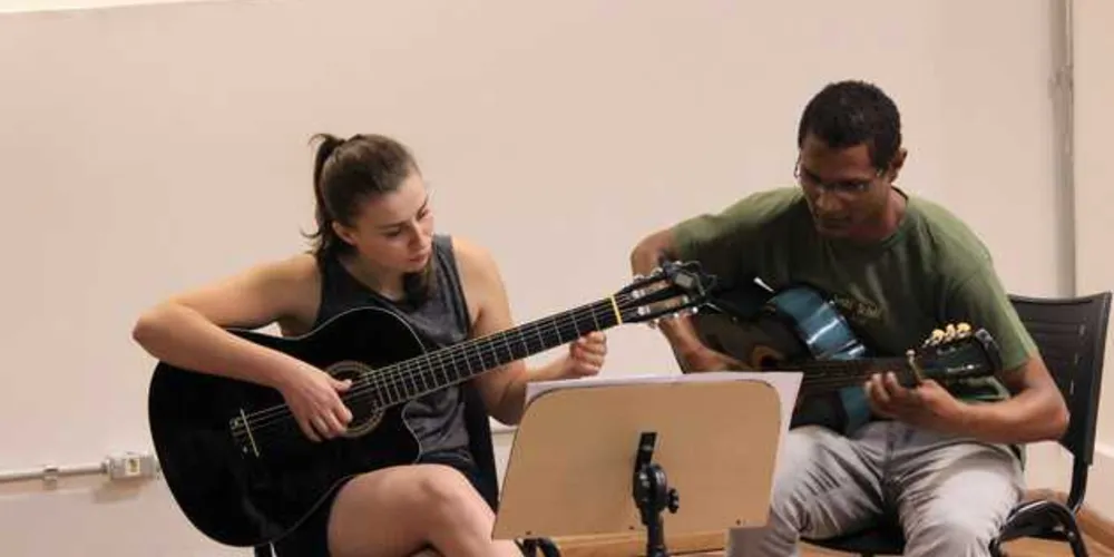 Imagem ilustrativa da imagem Conservatório promove palestra sobre violão erudito