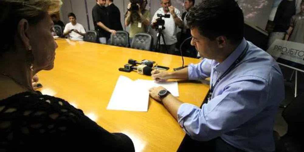 Prefeito reenviou projeto de renegociação em regime de urgência para o Legislativo