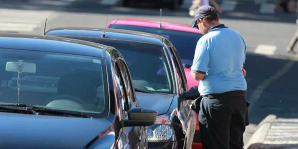Agente do EstaR foi agredido quando chamava a atenção de flanelinhas na rua Marechal Deodoro