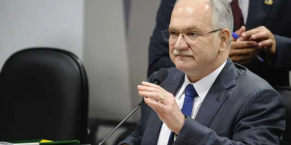 Imagem ilustrativa da imagem Campanhas presidenciais de 2014 receberam R$ 37 mi em caixa 2