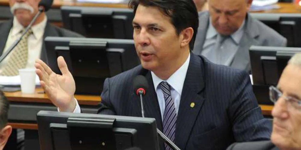 Na visão de Arthur Oliveira Maia, presidente da Comissão, uma vez calculada a soma do tempo que falta para a aposentadoria mais o pedágio, a idade não sobe mais
