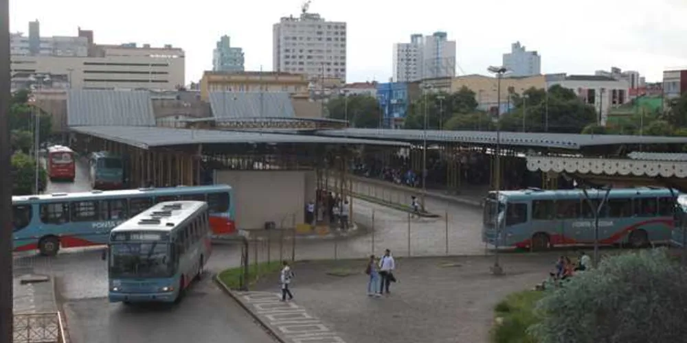 Motoristas e cobradores aderiram à greve geral convocada para a próxima sexta-feira | Arquivo JM