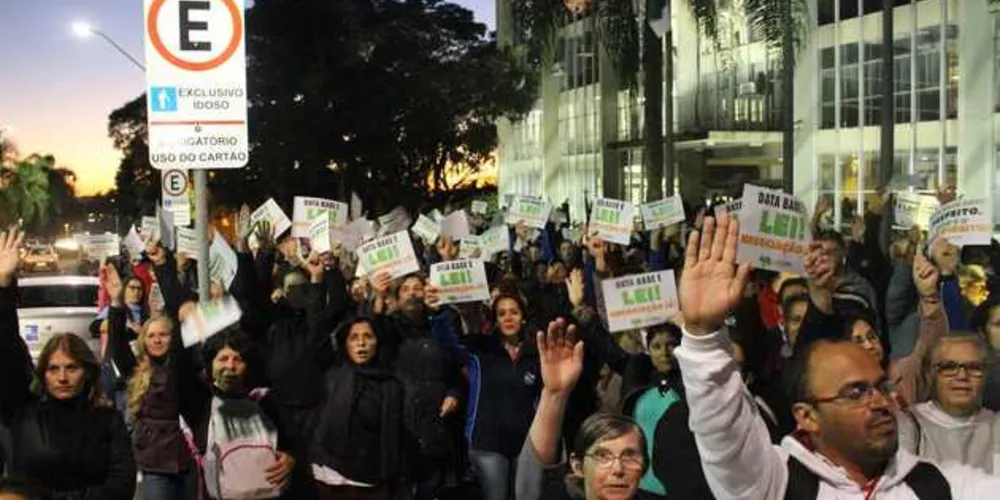 Imagem ilustrativa da imagem Sindicato discute indicativo de greve em PG