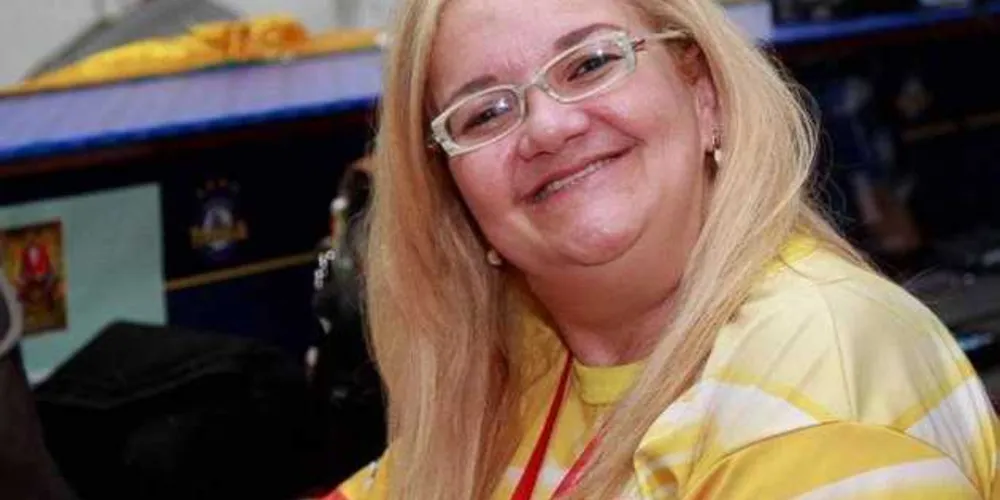 Imagem ilustrativa da imagem Morre radialista atingida por carro alegórico no Rio de Janeiro