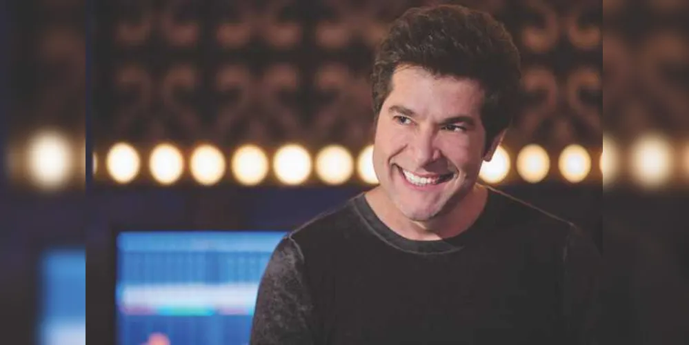 A apresentação de Daniel acontece no Teatro Positivo. Ingressos estão à venda pelo Disk Ingressos