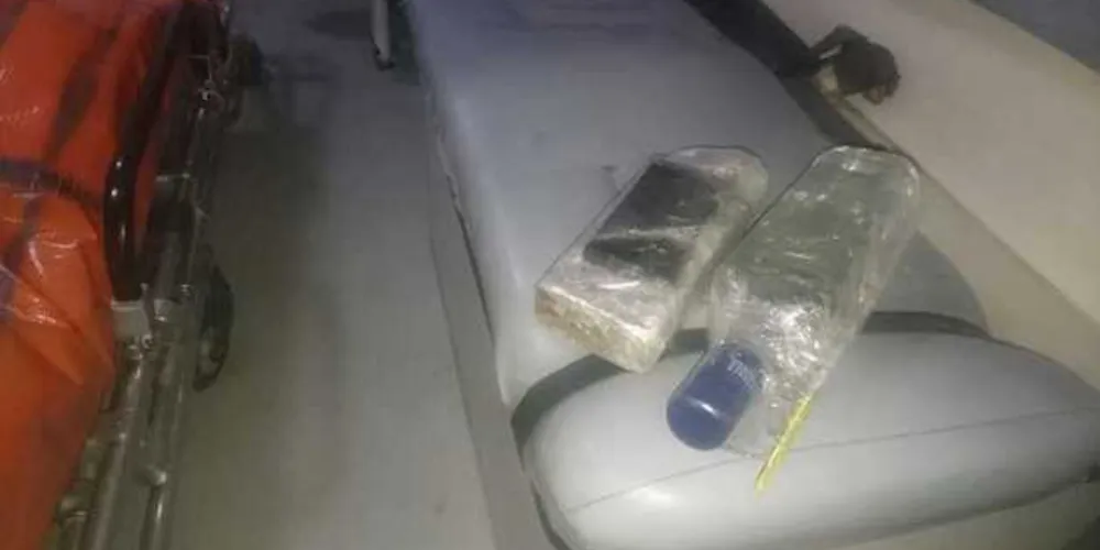 Segundo a polícia, veículo seria usado para levar drogas, bebidas alcoólicas e celulares para a cadeia da cidade | Divulgação/Polícia Civil