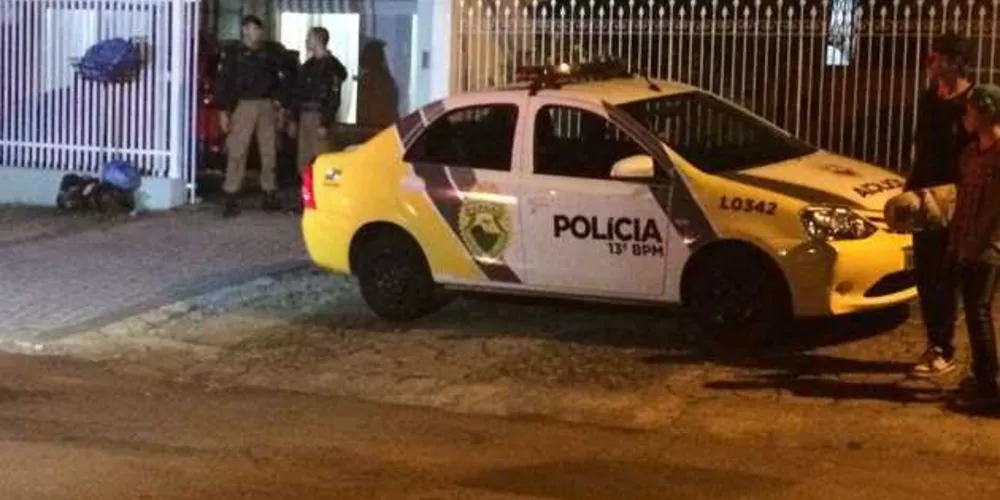 Caso aconteceu em Curitiba na noite desta terça-feira. Houve confronto entre os assaltantes e a PM | Daniela Sevieri/Banda B
