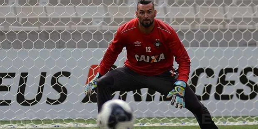 Goleiro do Atlético-PR se envolveu em confusão nas quartas de final, no jogo contra o Paraná | Marco Oliveira/Site Oficial