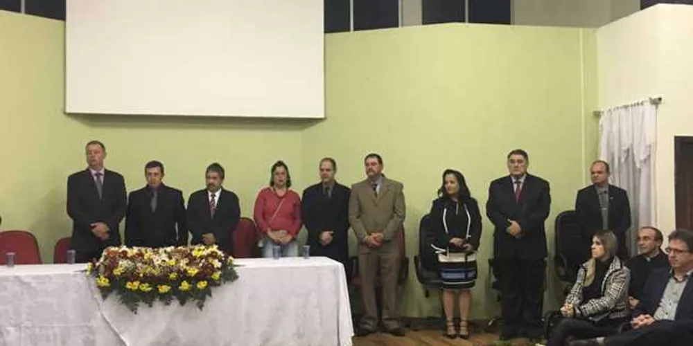 Imagem ilustrativa da imagem Zé Sandrini é empossado prefeito em Piraí do Sul