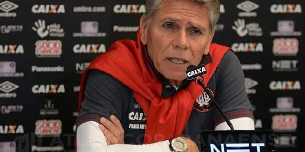 Paulo Autuori vê confronto pelo título paranaense “aberto” e projeta bicampeonato na casa do rival | Fabio Wosniak/Site Oficial