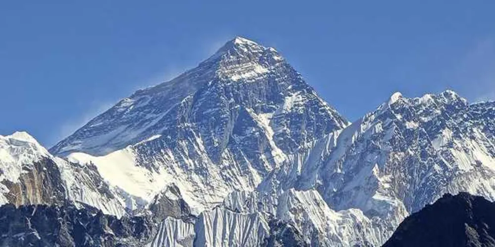 Imagem ilustrativa da imagem Alpinista de 86 anos morre ao tentar bater recorde no Everest