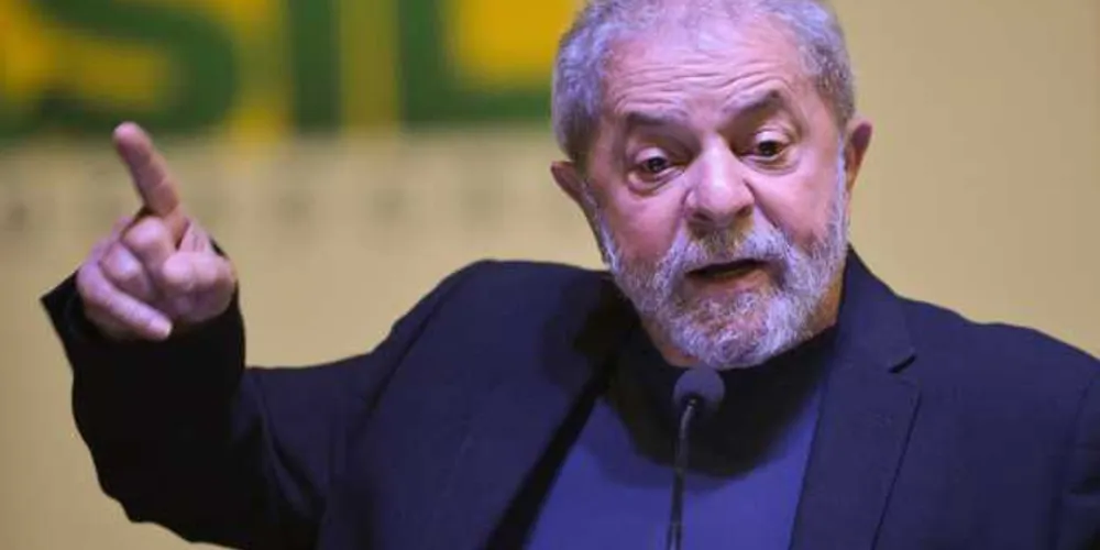 Advogados pediram adiamento do depoimento do ex-presidente, marcado para quarta-feira em Curitiba | EBC