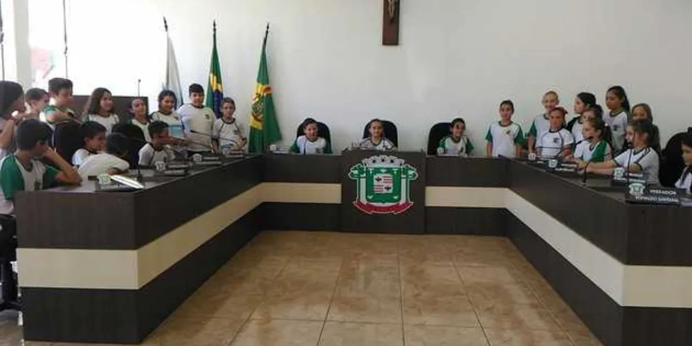 Alunos na Câmara dos Vereadores