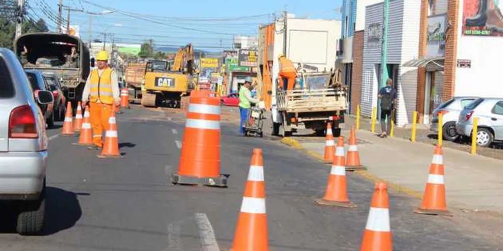 Continuidade das obras na Carlos Cavalcanti pode ser prejudicada pela falta de certidão