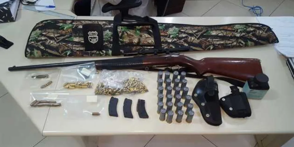 Morador da residência foi levado para a delegacia, mas responderá em liberdade depois de pagar fiança | aRede/COP
