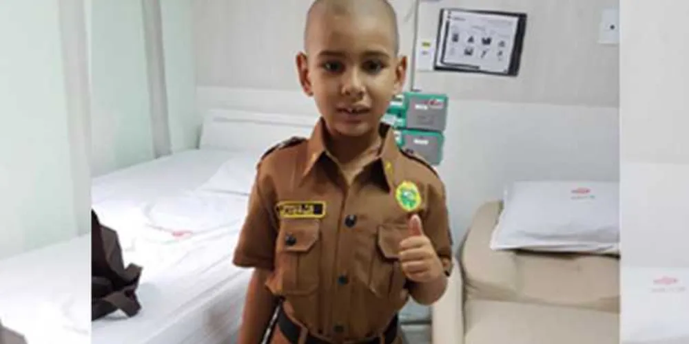 Imagem ilustrativa da imagem Morre menino com câncer que sonhava em ser policial militar