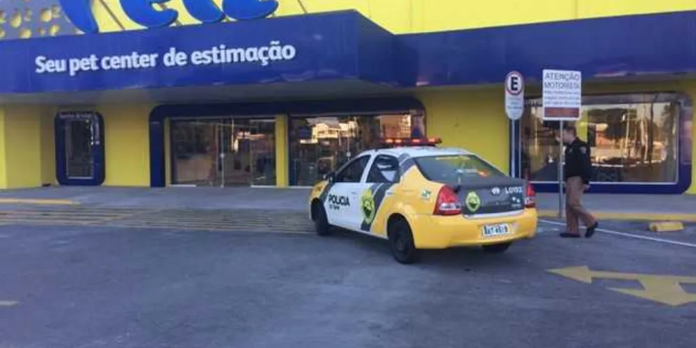 Imagem ilustrativa da imagem Vítimas são mantidas reféns e avisam colegas pelo WhatsApp