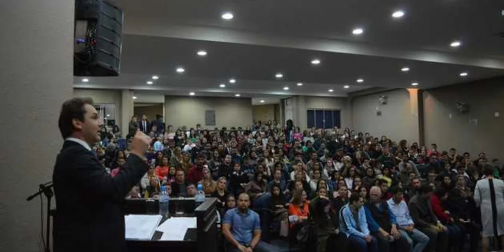 Imagem ilustrativa da imagem Professores do Cescage debatem reformas na OAB
