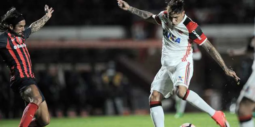 Com a vitória do Atlético-PR, Flamengo cai para terceiro do grupo e é eliminado | Staff Images/Flamengo