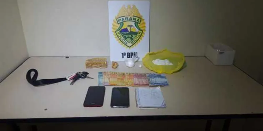 Quase meio quilo de droga foi apreendida e três pessoas foram encaminhadas à delegacia | aRede/COP