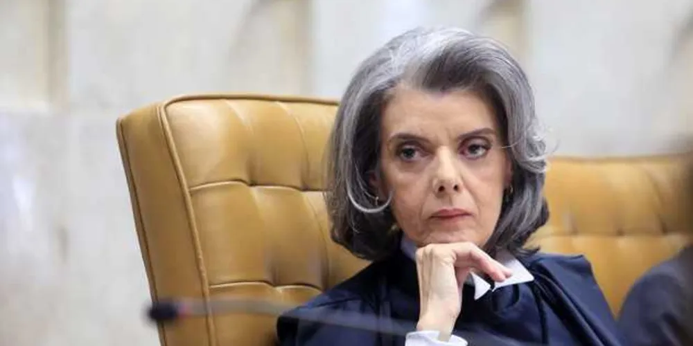 Imagem ilustrativa da imagem “O país sempre vai sobreviver”, diz ministra do STF sobre crise política