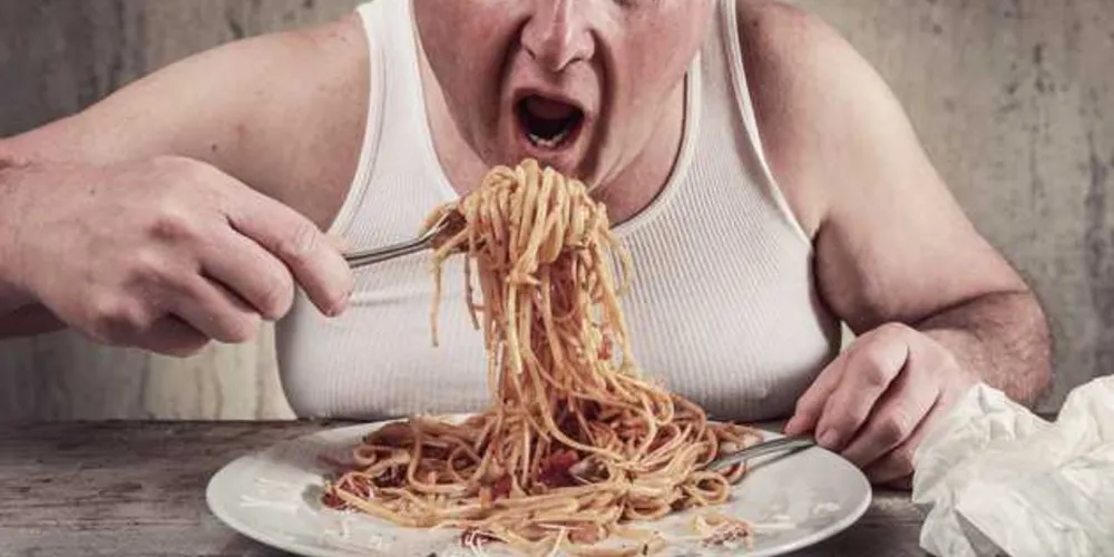 Imagem ilustrativa da imagem Saiba como identificar a compulsão alimentar