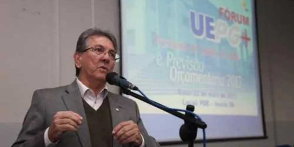 Imagem ilustrativa da imagem UEPG apresenta orçamentos em fórum