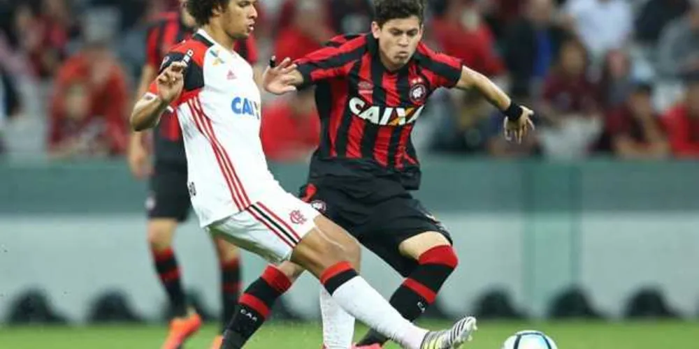 Imagem ilustrativa da imagem Flamengo e Atlético-PR empatam na Arena da Baixada