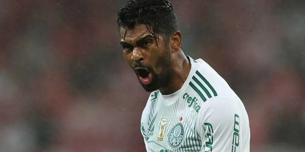 Depois de sair perdendo por 2 a 0, Thiago Santos aproveitou cruzamento de Jean | Cesar Greco/Agência Palmeiras/Divulgação