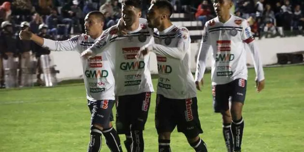 Fantasma bateu a Lusa por 2 a 0 no Germano Krüger nesta quinta | Bianca Machado/Operário
