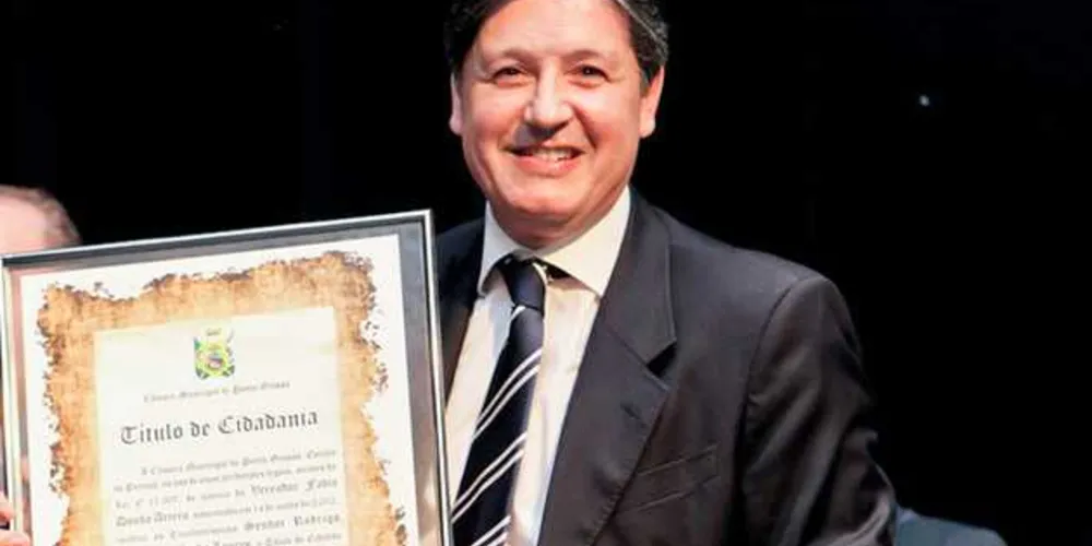 Ex-deputado federal e ex-assessor especial de Michel Temer, Rodrigo Santos da Rocha Loures recebeu o título em 2012 | Reprodução/Sol Nascente