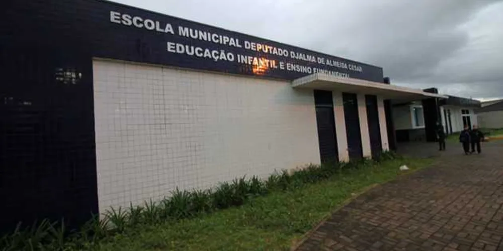 Imagem ilustrativa da imagem Unidades educacionais sofrem com alagamentos em PG