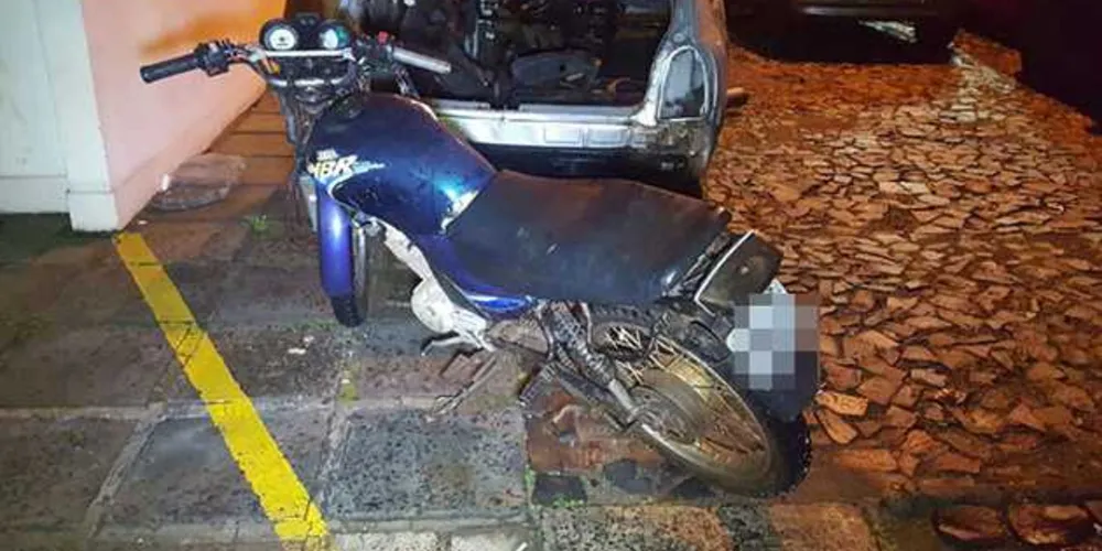Rapaz de 17 anos pilotava a moto e já tinha passagens por receptação | aRede/COP