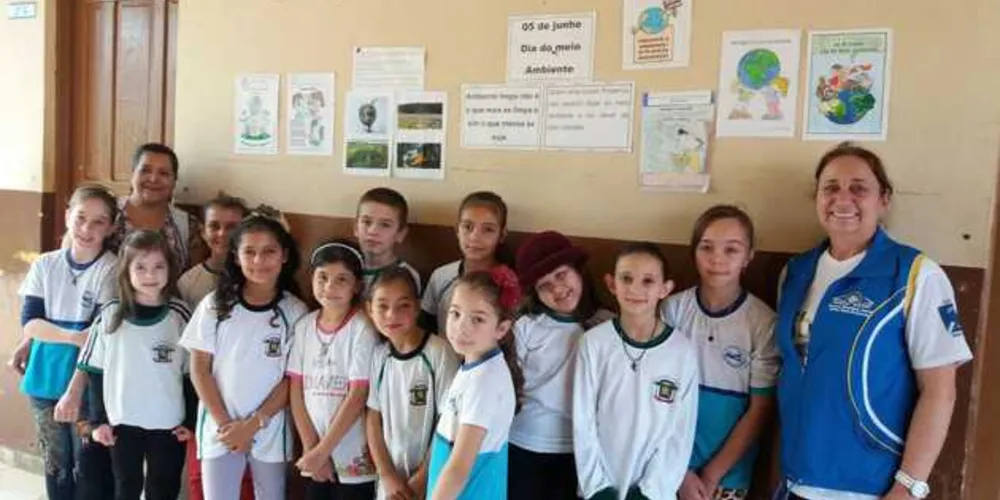 Atividade contou com grupo formado por 12 alunos